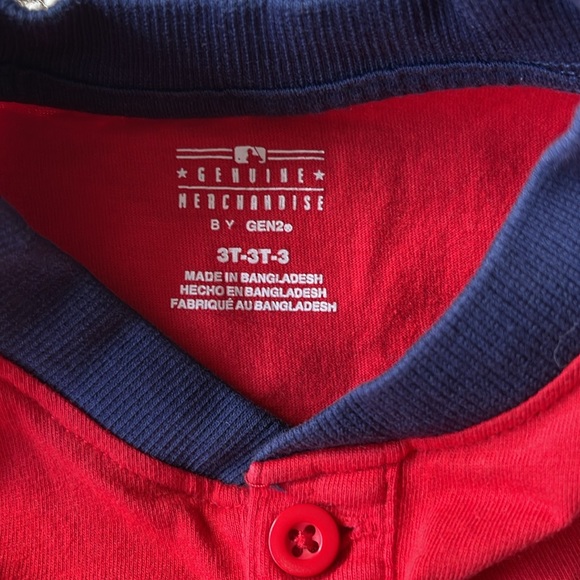 Boston Red Sox 3/4 length sleeves - Picture 4 of 4